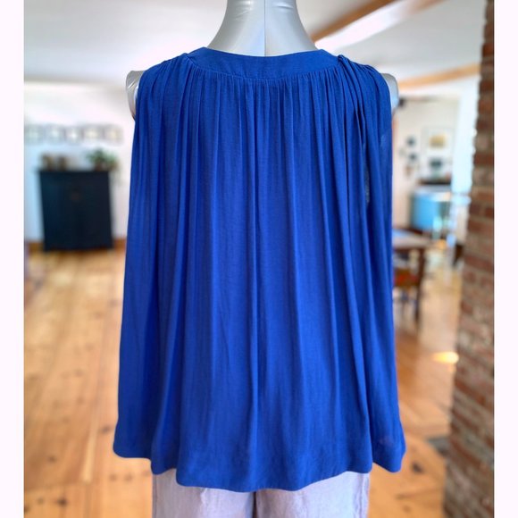 Free People Bold Blue Flowing Blouse with Beautiful Back Detailing - Picture 5 of 10